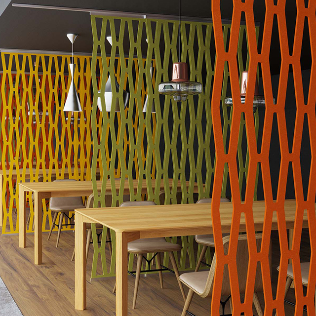 فوانيس مكدسة