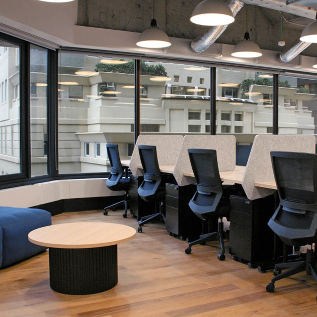 لوحة صوتية للمكتب