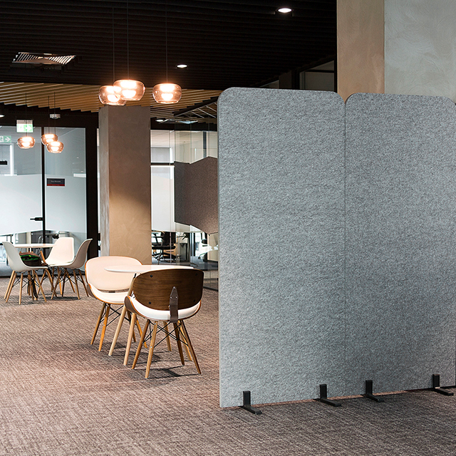 أرضية شاشة صوتية